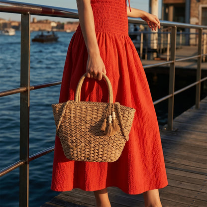 Bolso de mano en paja, vista frontal