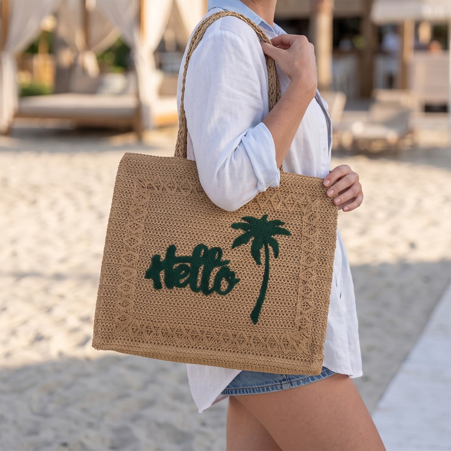 Bolso shopper de paja en color beige, vista frontal